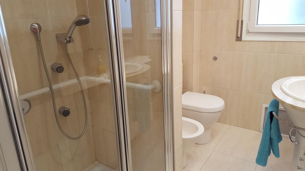 Apartamento Vuelta del Castillo Pamplona Exterior foto